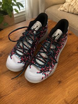 Nike shoes- New