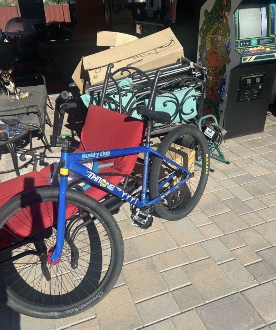 Throne Bmx Bike