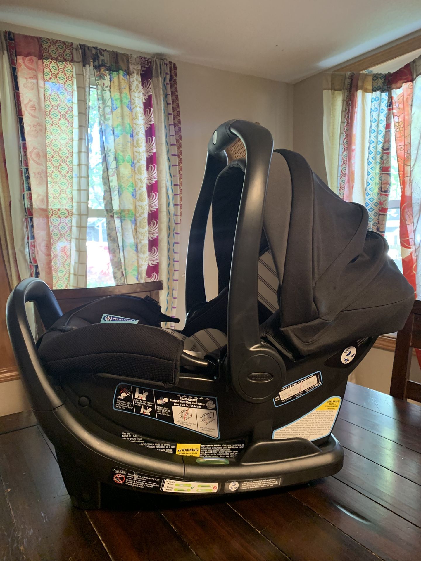Graco Infant Car seat 