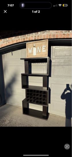 Wine shelf