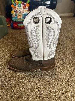 White/Brown Justin Men’s Cowboy Boots