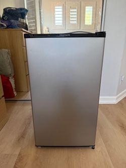 Frigidaire Mini Fridge