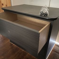NIGHTSTAND PICK UP TODAY 