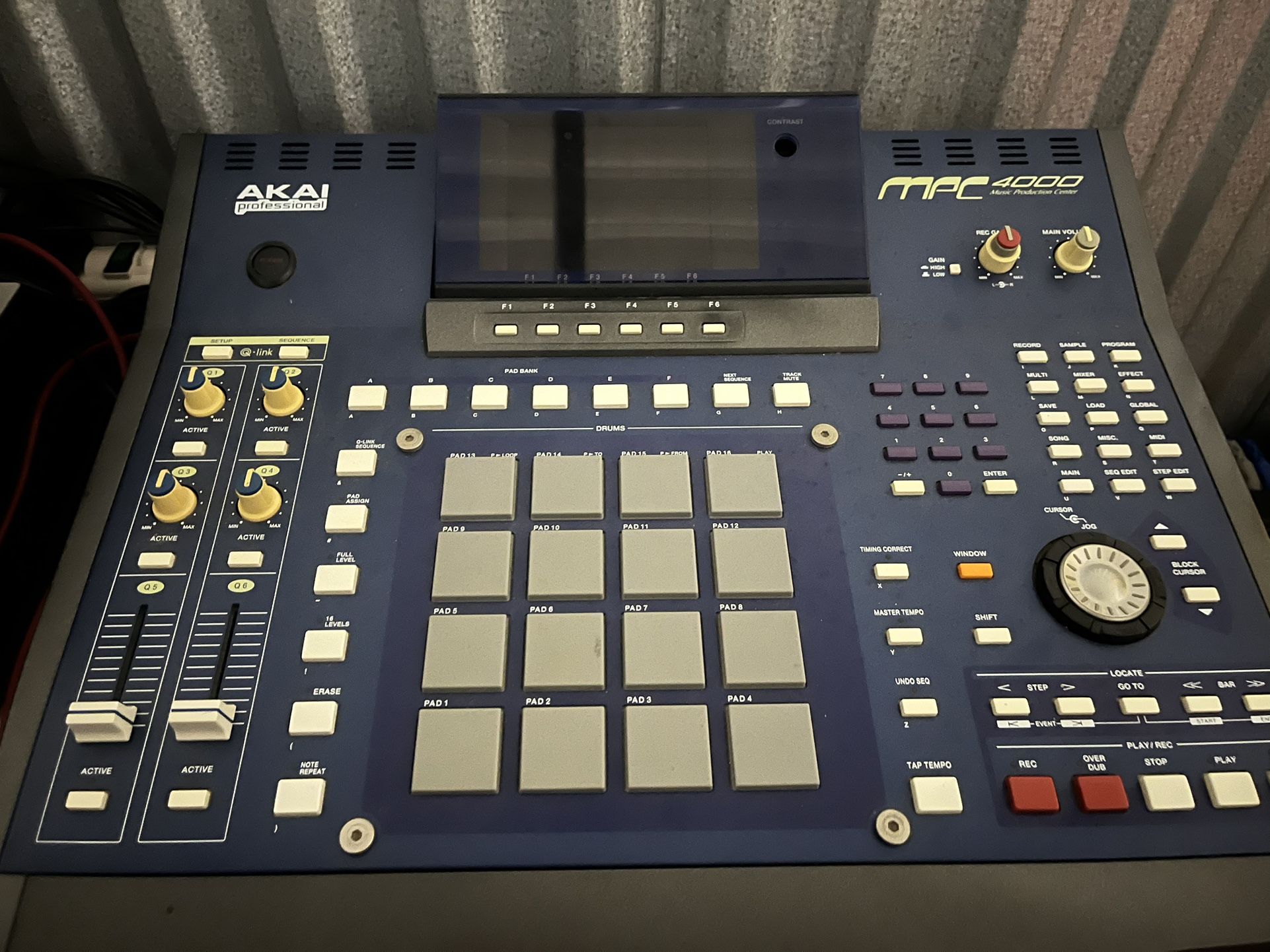 Akai Mpc 4000