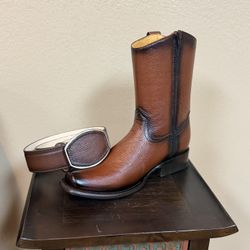 Bota Con Cinto 