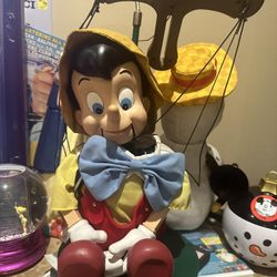 Pinocchio Talking Christmas