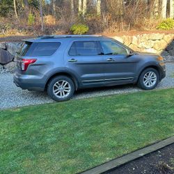 2012 Ford Explorer