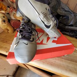 Nike Clits Vapes Size 11