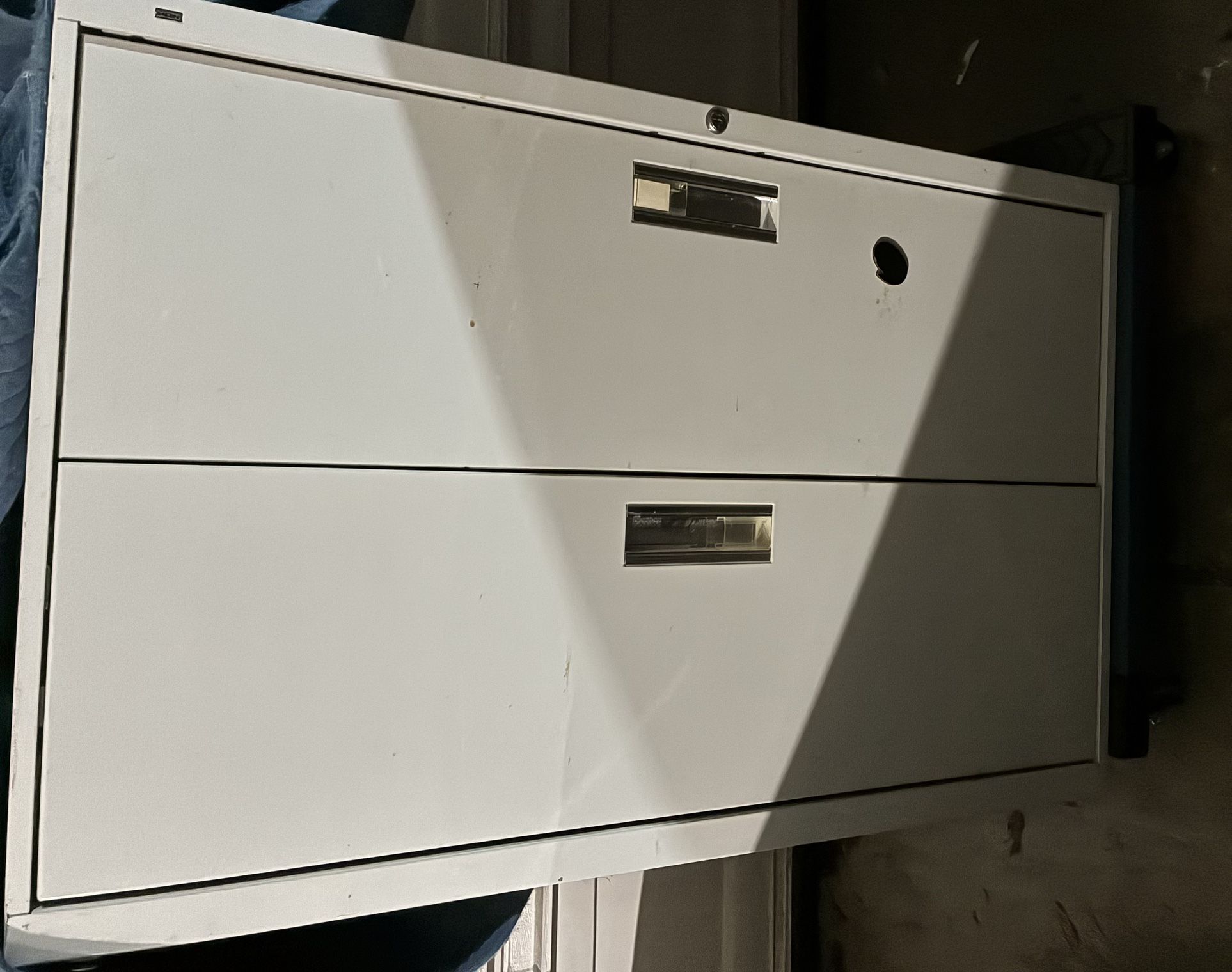 File Cabinet Lateral 42” Locking
