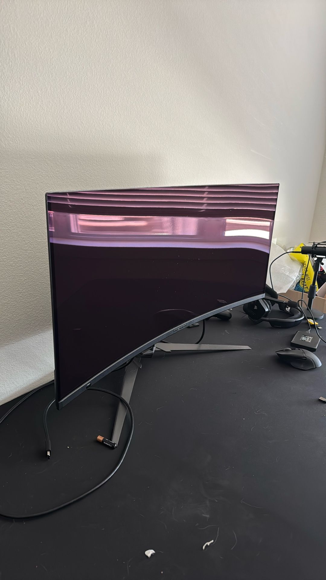 34 In Curved Computer Monitor