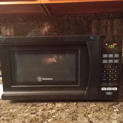 Westinghouse Microwave LIKE NEW & Very Clean.