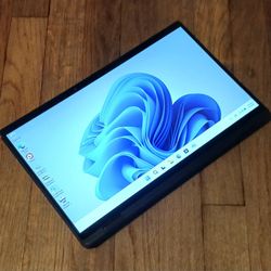 FAST! Core i7 12th Gen 16GB RAM 512GB NVMe SSD Webcam Iris Xe Graphics Bluetooth Wireless Windows 11 Professional 