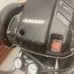 Husky 20 Gallon Air Compressor 