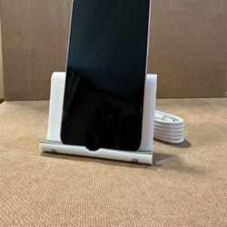 iPhone 15 Plus 128gb 5g Pick Att or cricket 