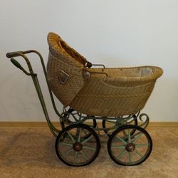 Antique Wicker Doll Buggy/Pram