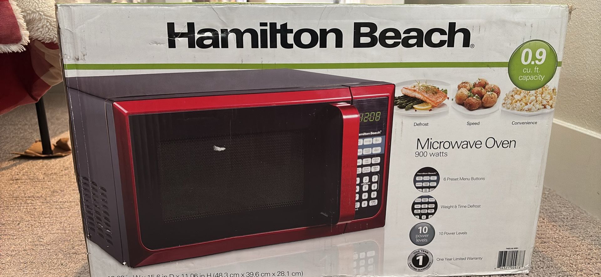Hamilton Beach 0.9 Cu. Ft. Microwave Oven – Stainless Steel, 900W