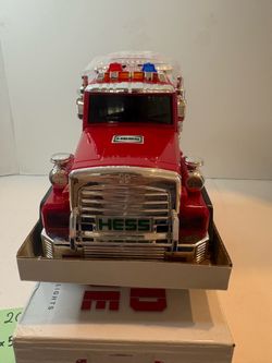 1997 Hess Toy Truck and Racers Vintage Open Box NOS Storage Wear