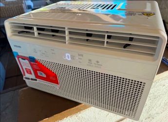 BRAND NEW IN BOX 6,000 BTU WINDOW AIR CONDITIONER SMART WI-FI