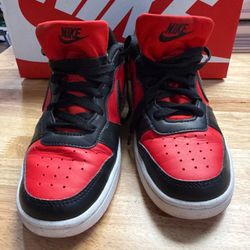 Nike High-Top Sneakers Red and Black