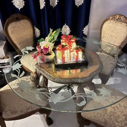 Dining Room Table With 4 Chairs