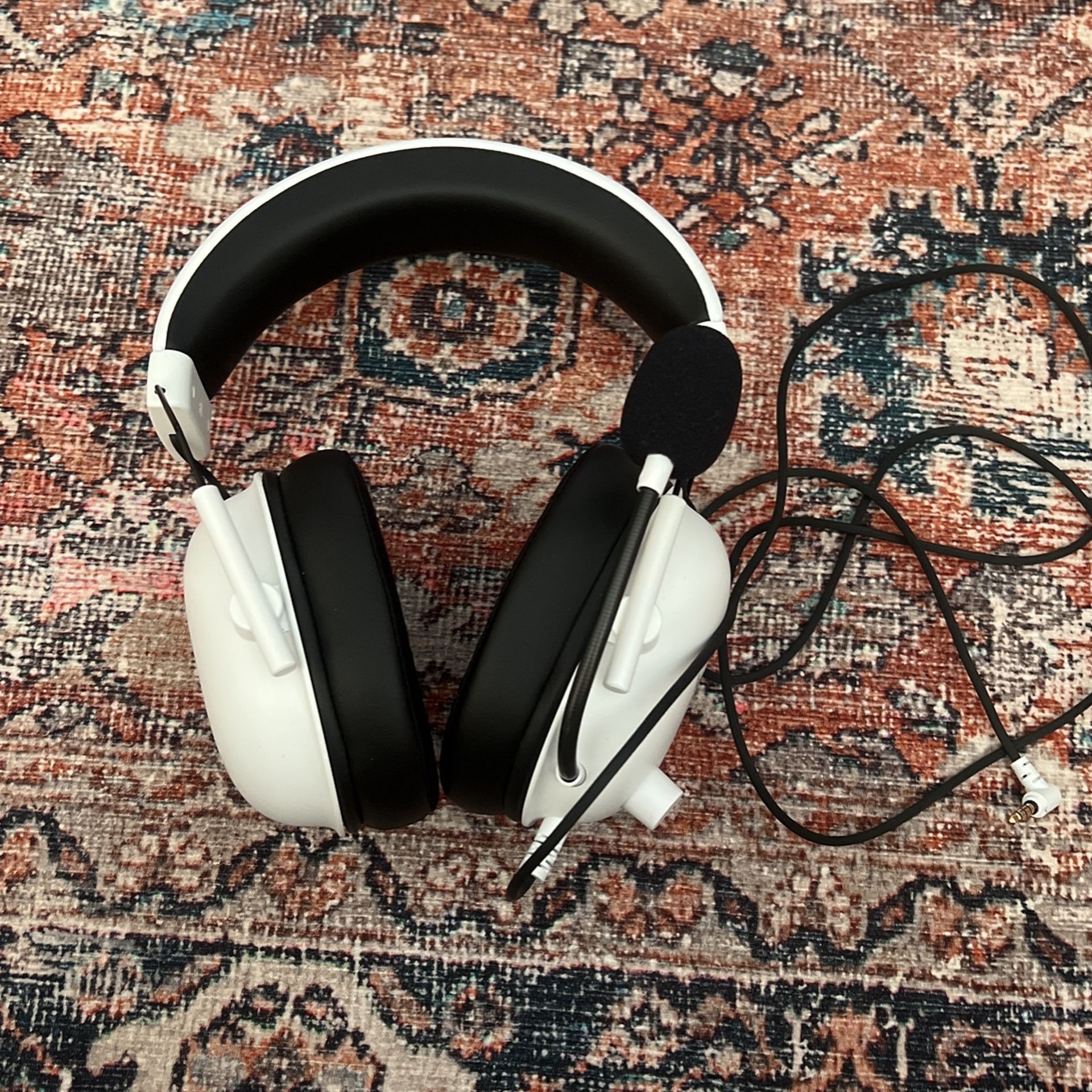 Razer Blackshark V2 Wired Gaming Headset