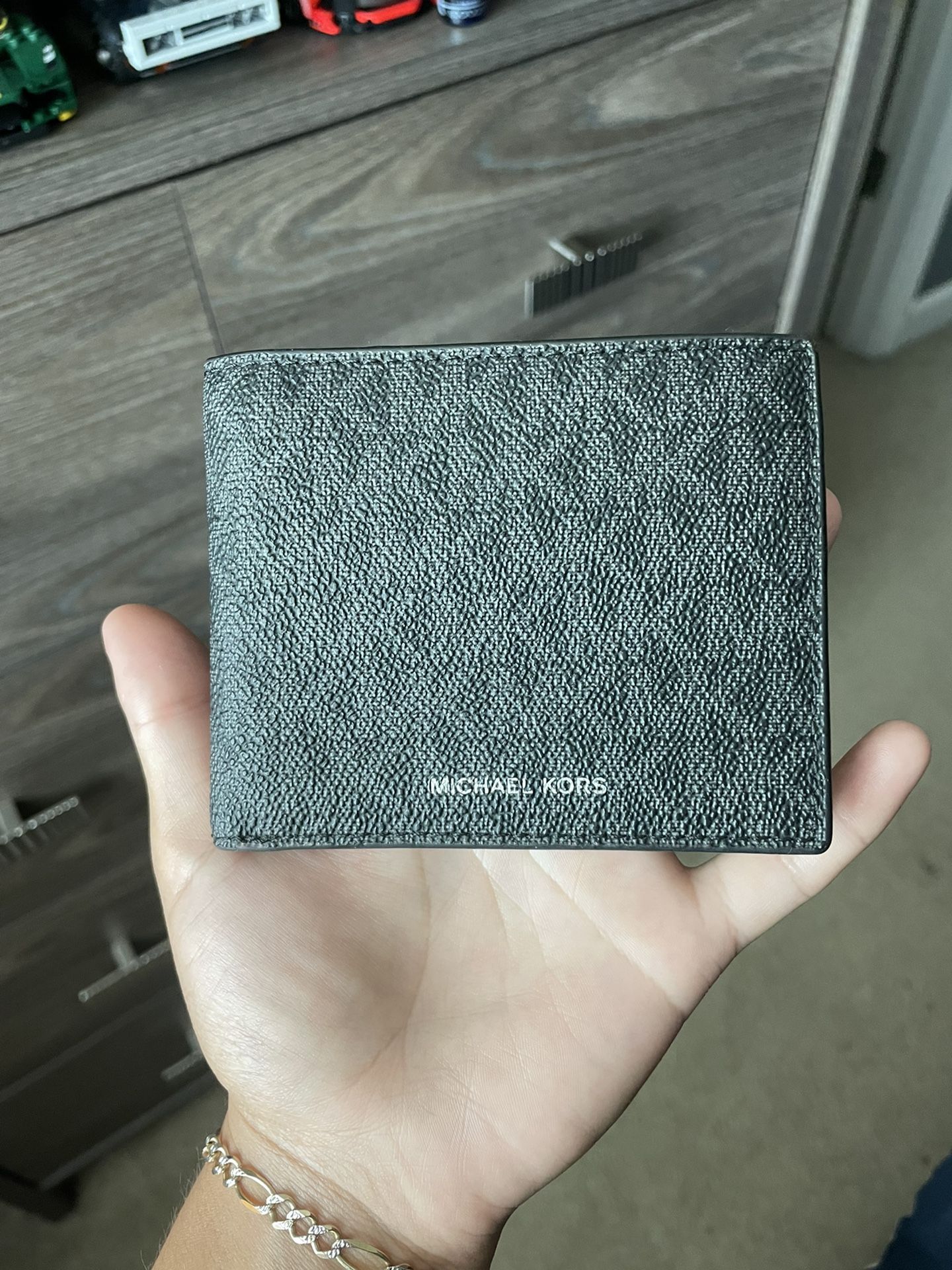 michael kors wallet