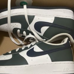 Air Force green blue white Boys Size 6.5