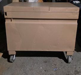 Knaack Box Jobmaster Chest Used 48x30 tool Box