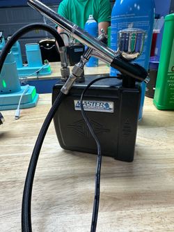 Air brush for haircuts