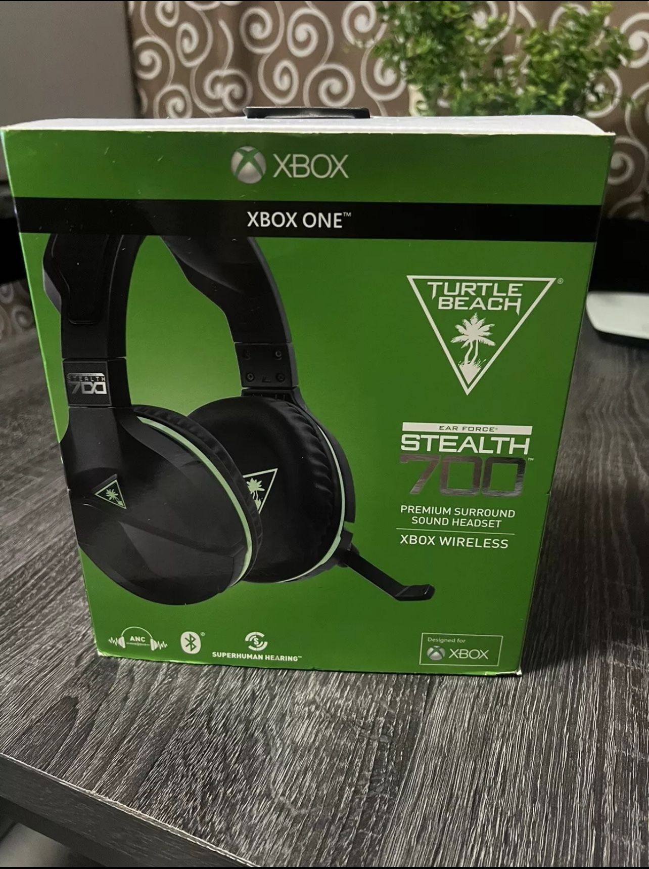 Turtle Beach Stealth 700 Wireless Over the Ear Gaming Headset for Microsoft Xbox