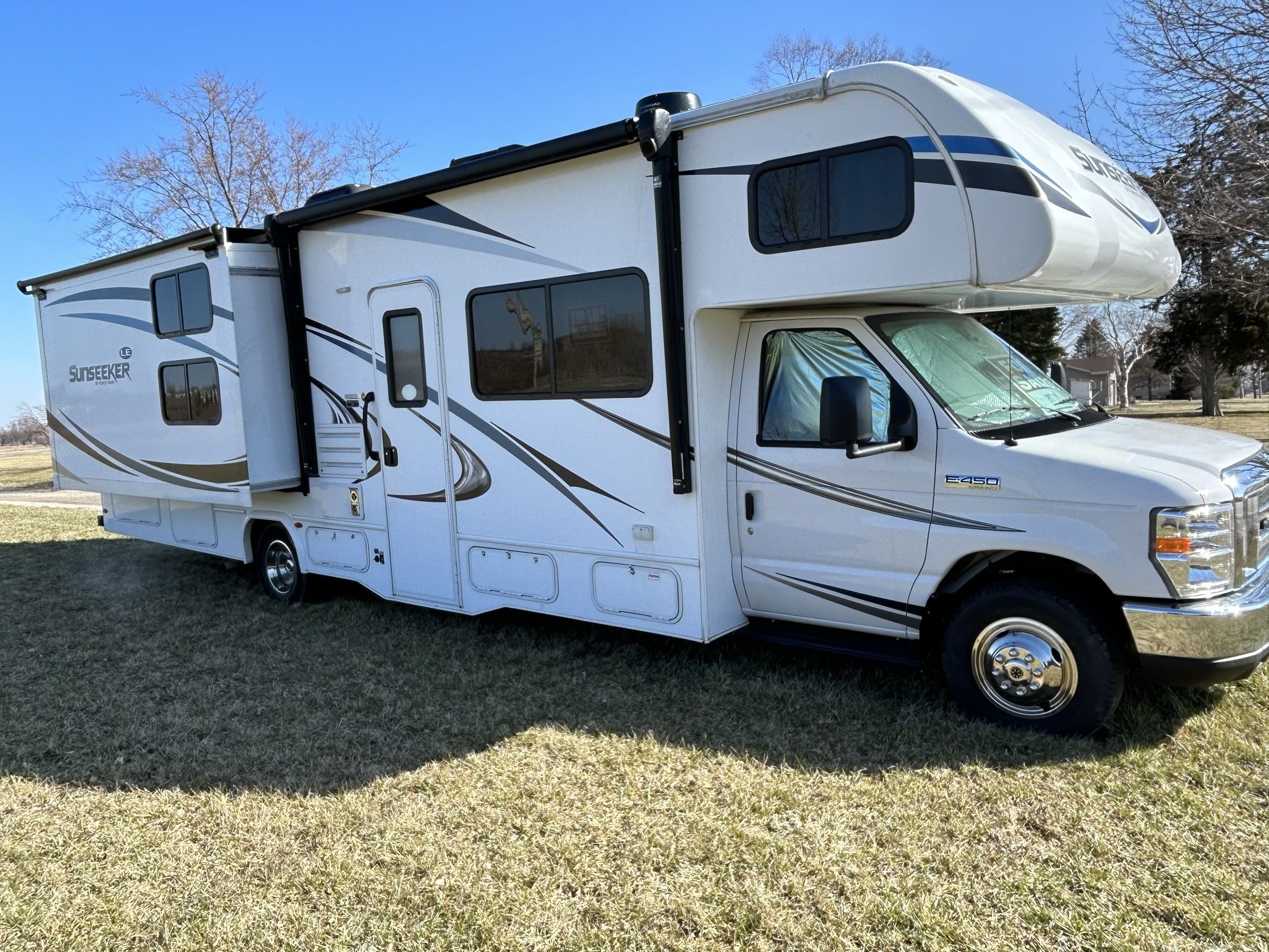 2020 Sunseeker 3250 LE Motor Home