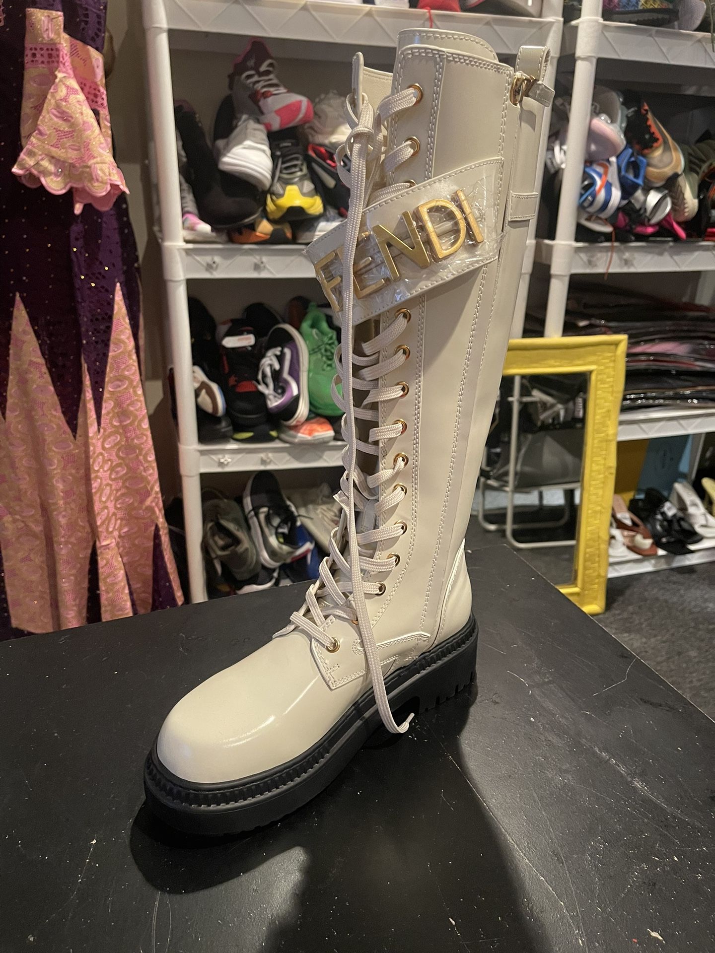 Fendi Boots Size 7.5(40)