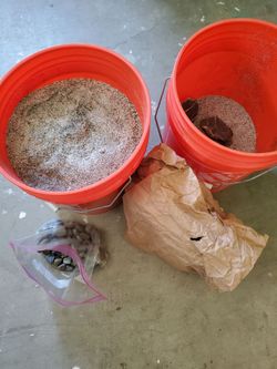 Aquarium supplies