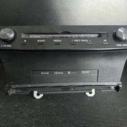 2014-16 Lexus is250 radio receiver