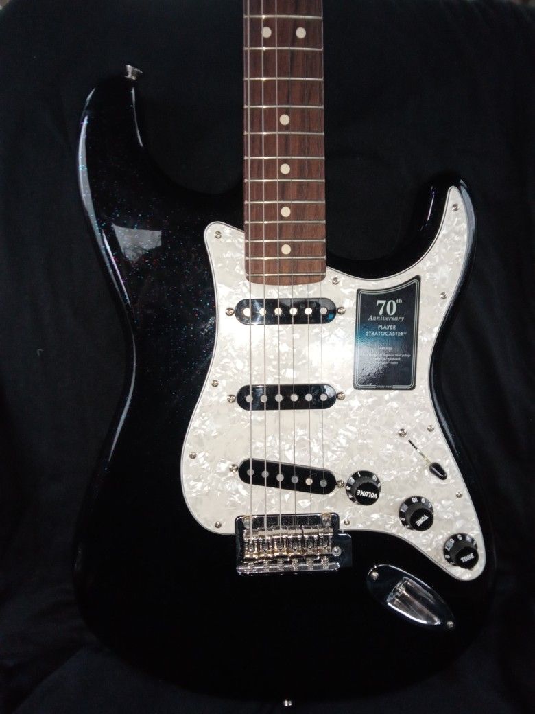 Fender Stratocaster Electric Guitar 