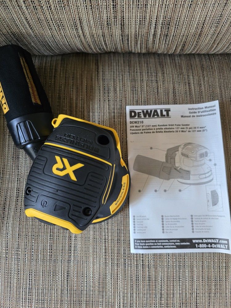 20V MAX XR
Cordless
Brushless 5 in.
Random Orbital Sander (Tool Only)