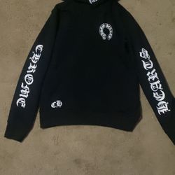 Chrome Heart Pullover IDK IF ITS REAL OR NOT!!!!!!