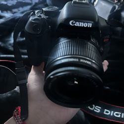 Cannon Eos Rebel T3i