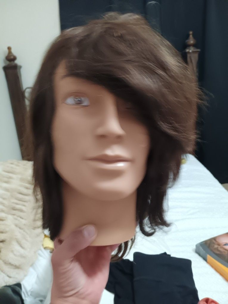 Hair Cutting Manicans