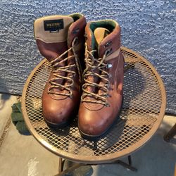 WolverineMen’s Boots  WO3779 Size 13w & Justin Black Work Boots Size 13 Steel Toe