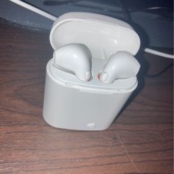Headphones 