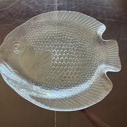New Large Glass Fish Plate 