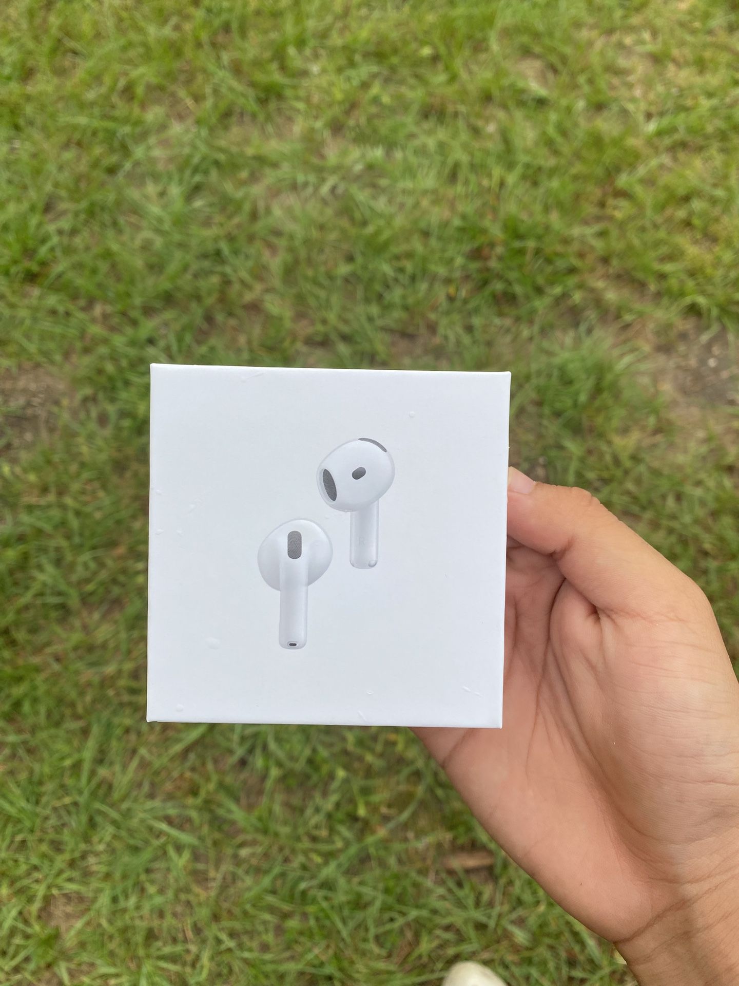 AirPods 4 ANC