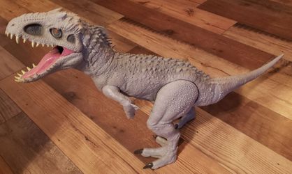 Jurassic World Camp Cretaceous Super Colossal Indominus Rex 42" Dinosaur Figure