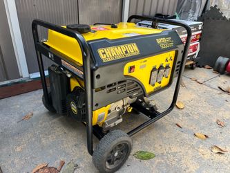 Champion 6250 watts generator like new runs great asking $580