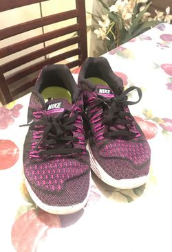 Tenis Nike running neutral ride/soft for Sale in San Diego, CA -