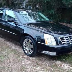 2010 Cadillac DTS