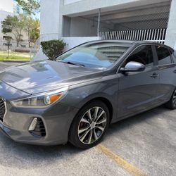 Hyundai Elantra GT 2018