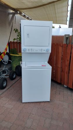 Stackable washer gas dryer