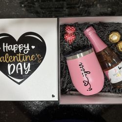 Personalized Valentine’s Day Gift Set For Women With Tumbler Include 